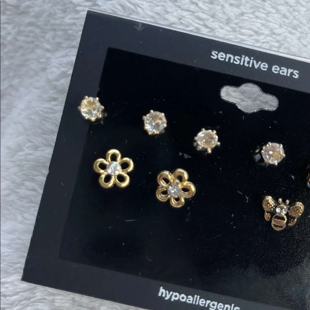 Hypoallergenic Earring Set of 5 for sensitive ears nwt flower bee ladybug studs
